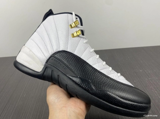 Retro Taxi (2013) 12 Jordan 130690-125 0825